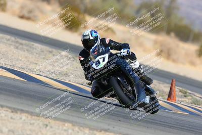 media/Jan-16-2022-CVMA (Sun) [[7f3d92989d]]/Race 2 Supersport Middleweight/